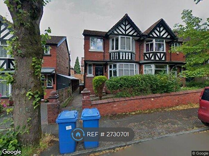 3 Bedroom Semi Detached House To Rent In Dorchester Avenue, Prestwich, Manchester, M25