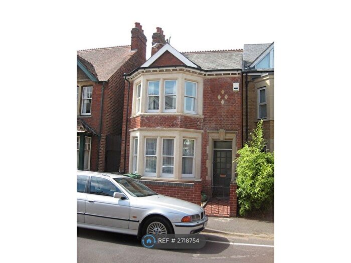 6 Bedroom Semi-Detached House To Rent In Warneford Road, Oxford, OX4