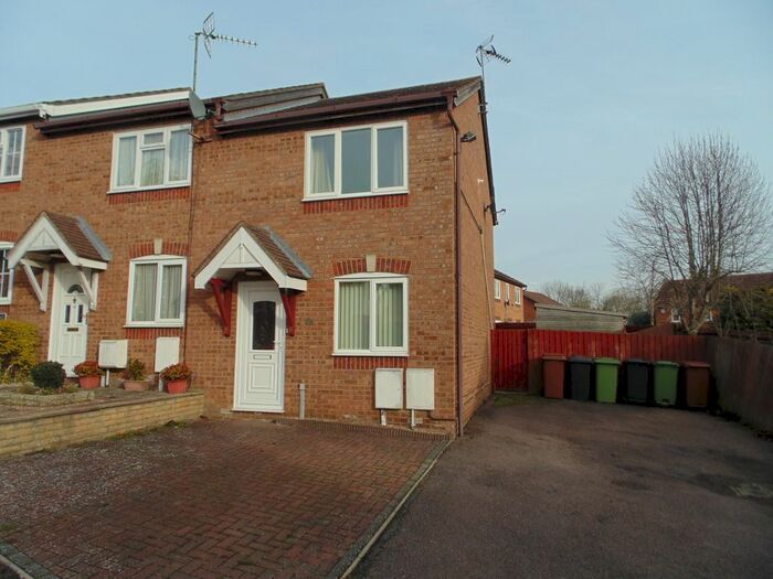 2 Bedroom Semi-Detached House To Rent In Hatfield Close, Wellingborough, NN8