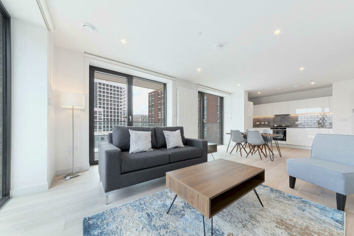 2 Bedroom Apartment To Rent In John Cabot House, Clipper Street, Royal Wharf, London, E16