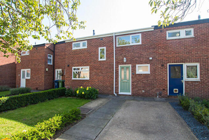 4 Bedroom Terraced House To Rent In Anns Road, CB5
