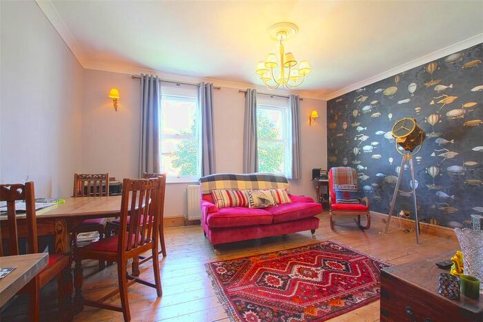 2 Bedroom Maisonette To Rent In Westfield Road, London, W13