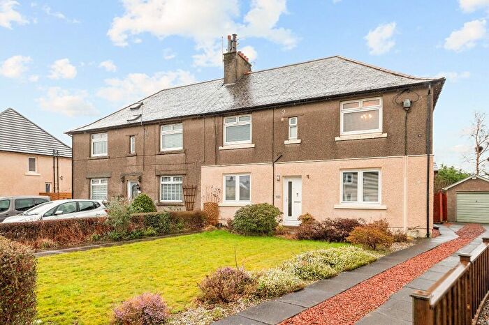 2 Bedroom Flat For Sale In Lochhead Avenue, Denny, Stirlingshire, FK6