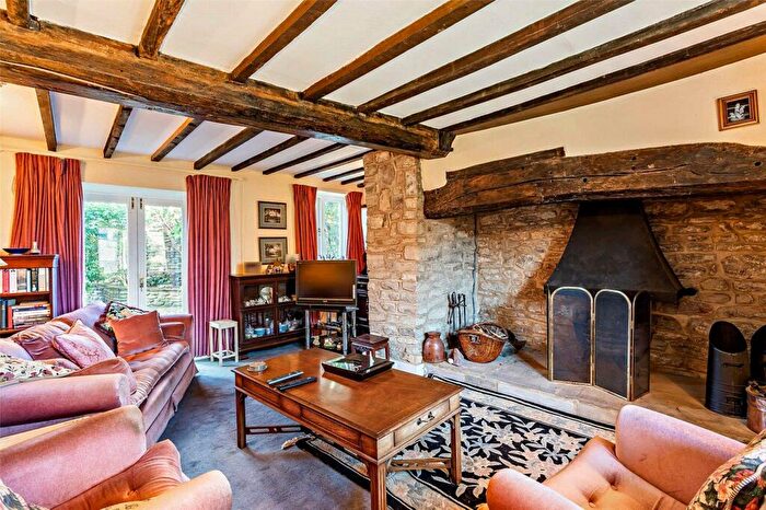 4 Bedroom House For Sale In Church Row, Polebrook, PE8