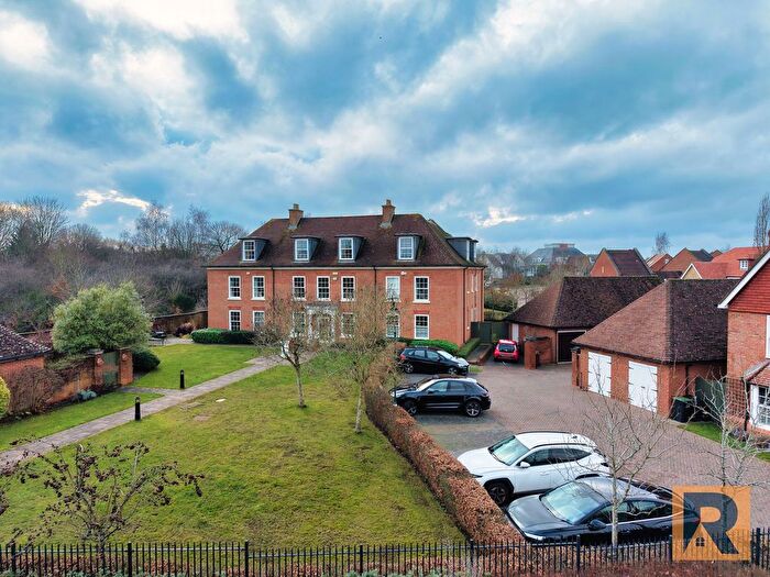 2 Bedroom Flat For Sale In Manor Court, Bancroft Lane, Kings Hill, West Malling, Kent, ME19