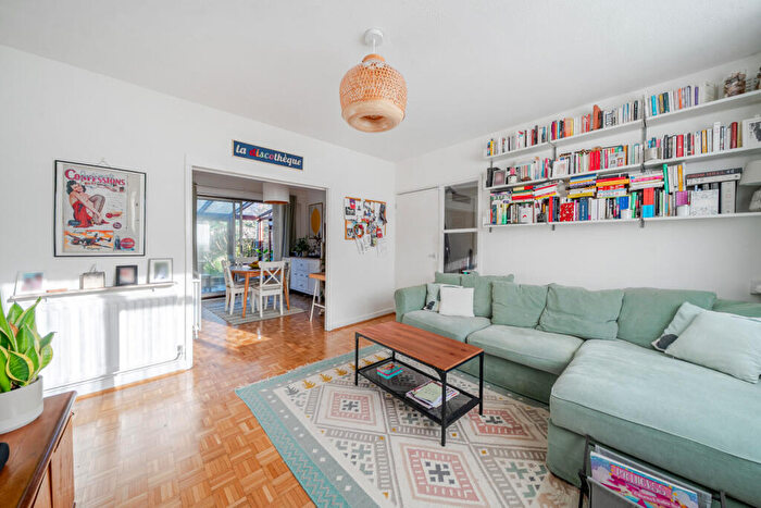 2 Bedroom Apartment For Sale In Fairby Road, Lee, SE12