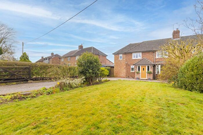 3 Bedroom Semi-Detached House For Sale In Rowlands View, Tarporley, CW6