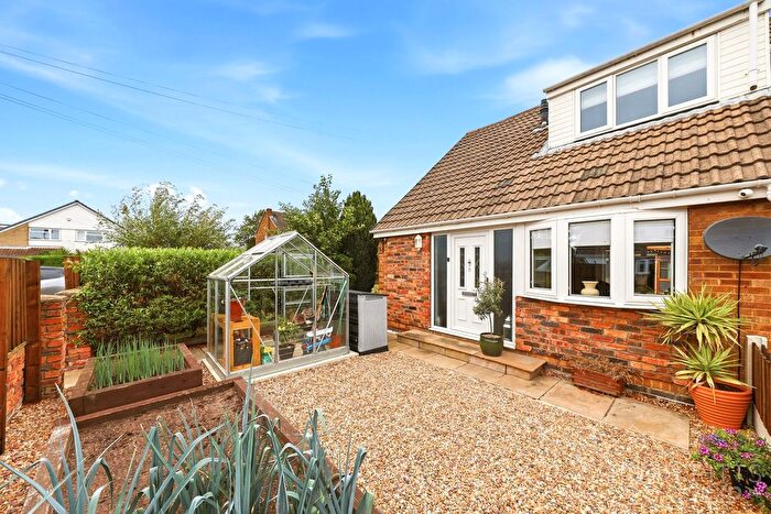 3 Bedroom Semi Detached Bungalow For Sale In Chiltern Drive, Ackworth, WF7