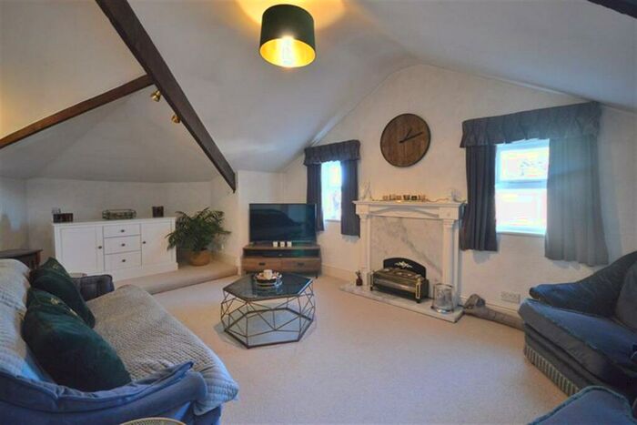 2 Bedroom Apartment To Rent In Washway Road, Sale, M33