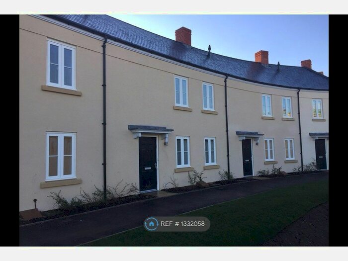 2 Bedroom Terraced House To Rent In Crispins Crescent, Waterooville, PO7