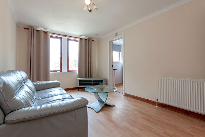 2 Bedroom Flat For Sale In Headland Court, Garthdee, Aberdeen, AB10