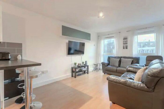 1 Bedroom Flat To Rent In Theseus Walk, Islington, London, N1