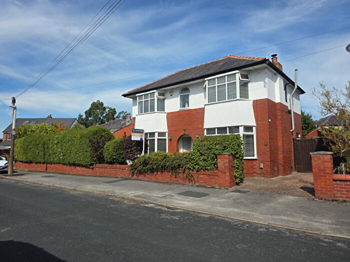 4 Bedroom Detached House For Sale In Princes Drive, Preston, PR2