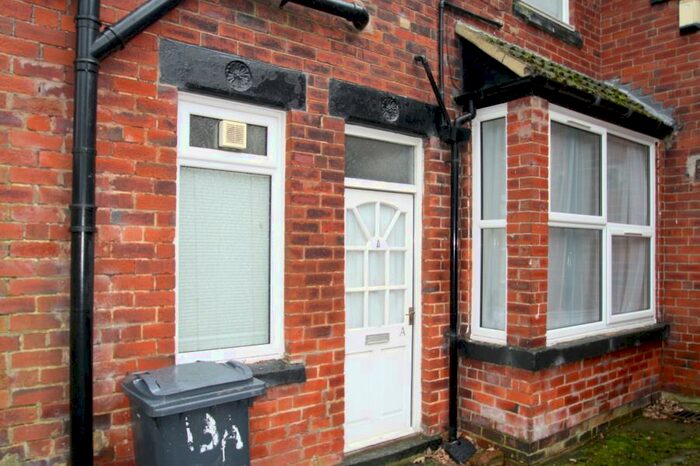 1 Bedroom Apartment To Rent In Roundhay Place, Chapel Allerton, Leeds, LS8