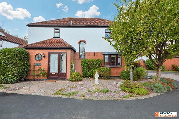 4 Bedroom Detached House For Sale In Priory Close, Thurlby, Bourne, PE10