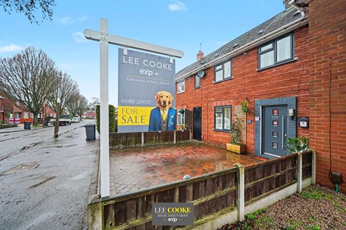 3 Bedroom Terraced House For Sale In Bealeys Avenue, Long Knowle Estate, Wednesfield, Wolverhampton, WV11