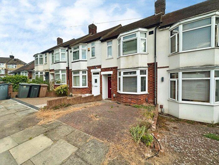 2 Bedroom Terraced House To Rent In Preston Gardens, Luton, Bedfordshire, LU2