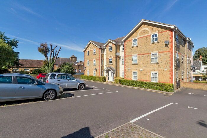 2 Bedroom Flat To Rent In Wingate Court, Anselm Close, Sittingbourne, Kent, ME10
