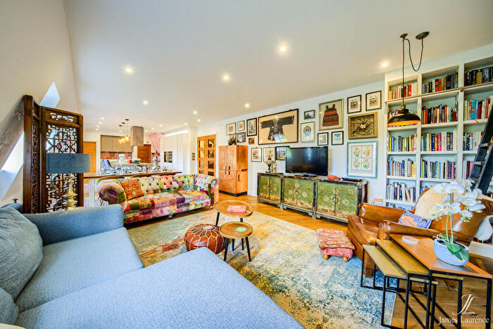 2 Bedroom Penthouse To Rent In St Pauls House, - St. Pauls Square, Jewellery Quarter, B3