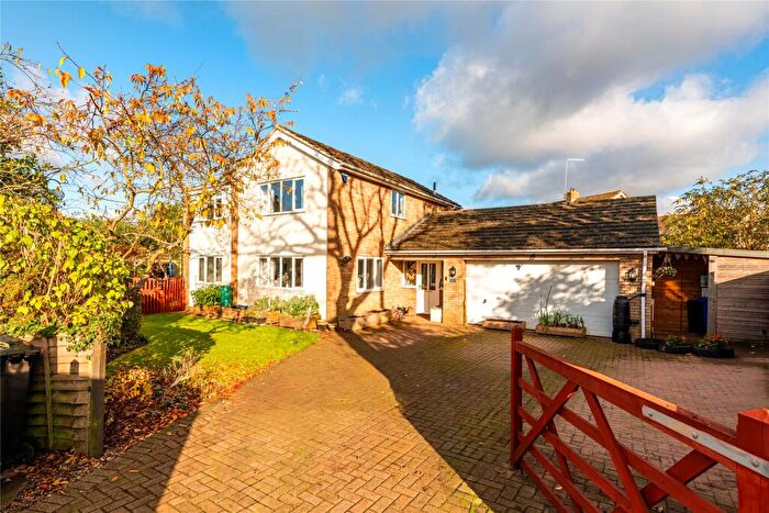 4 Bedroom Detached House For Sale In Pilgrims Lane, Bugbrooke, Northamptonshire, NN7