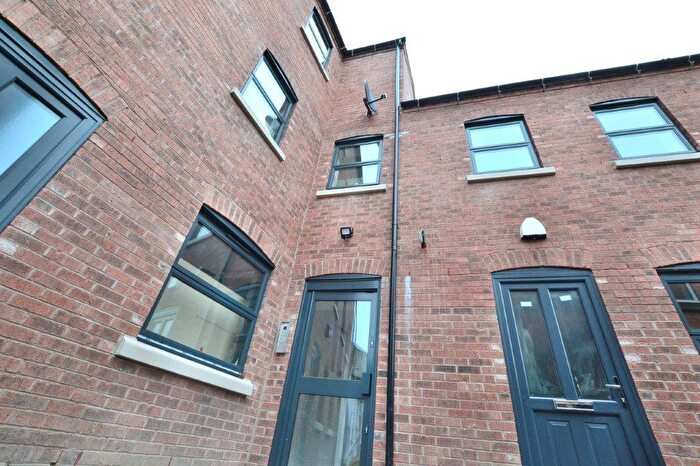 1 Bedroom House To Rent In Albert Terrace, Loughborough, LE11