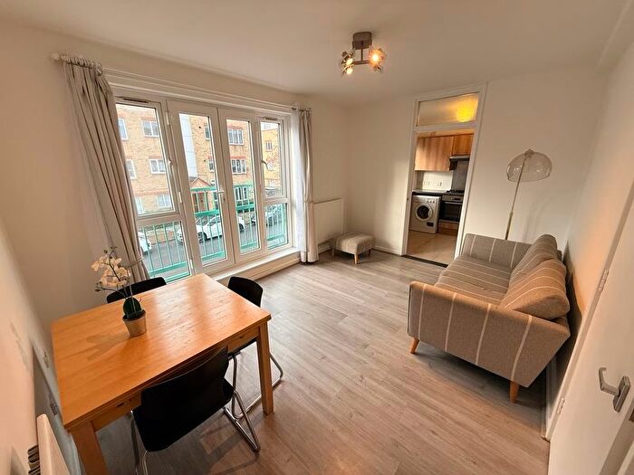 1 Bedroom Flat To Rent In Enterprize Way, Surrey Quays, SE8