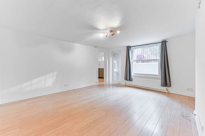 2 Bedroom Flat To Rent In Windmill Road, West Croydon, Croydon, CR0