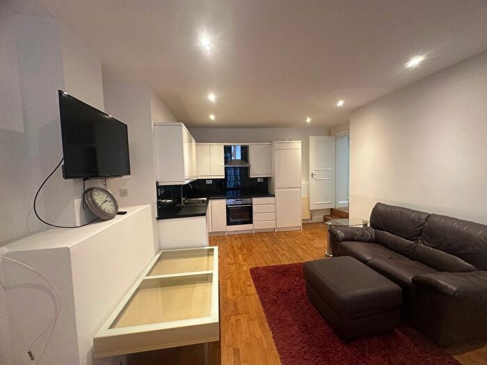 2 Bedroom Flat For Sale In Broadhurst Gardens, West Hampstead, London, NW6