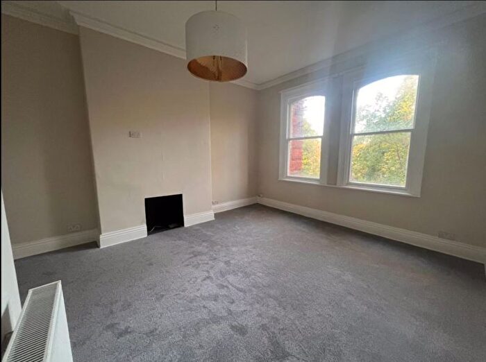 2 Bedroom Flat To Rent In Park Terrace, Liverpool, L22