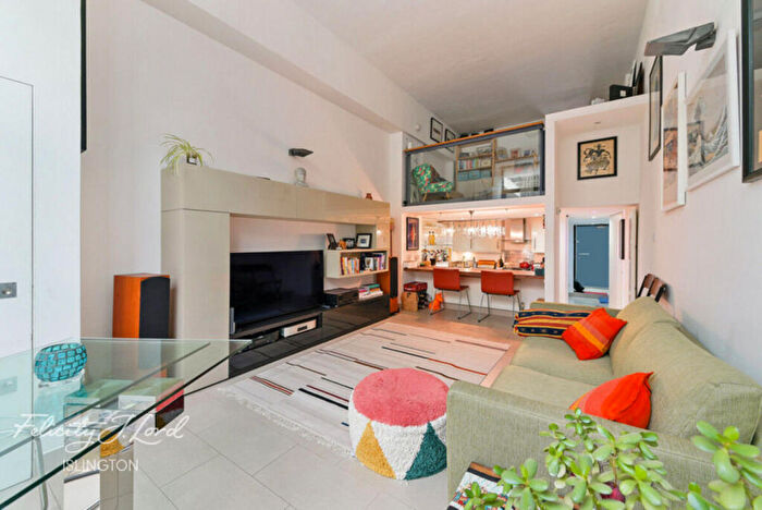 2 Bedroom Apartment For Sale In Citygate House, N1 - Photo 8