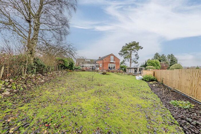 4 Bedroom Detached Bungalow For Sale In Overdale Place, Leek, Staffordshire, ST13