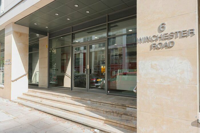 3 Bedroom Flat To Rent In Winchester Road, London, NW3