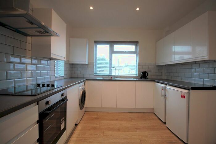 2 Bedroom Property To Rent In St. Albans Road, Watford, WD24
