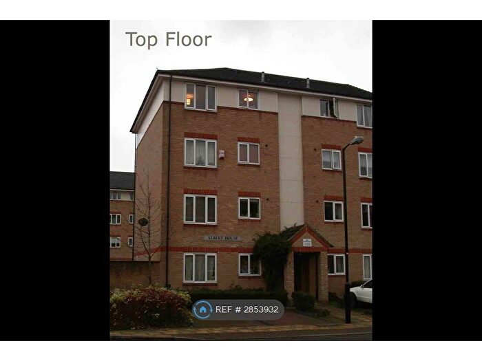 1 Bedroom Flat To Rent In Albert House, London, SE8