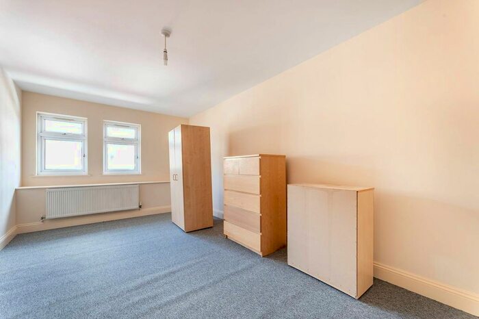 2 Bedroom Flat To Rent In Norwood Road, West Norwood, West Norwood, London, SE27