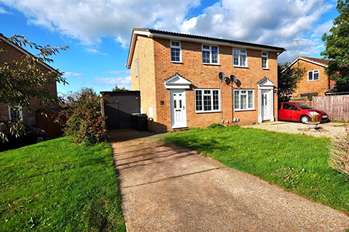 2 Bedroom House To Rent In Quinnell Drive, Hailsham, BN27