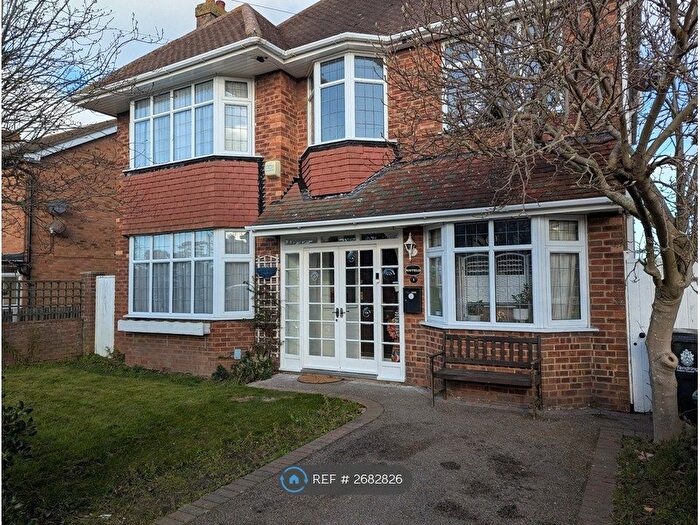 4 Bedroom Detached House To Rent In Gainsford Avenue, Clacton-On-Sea, CO15