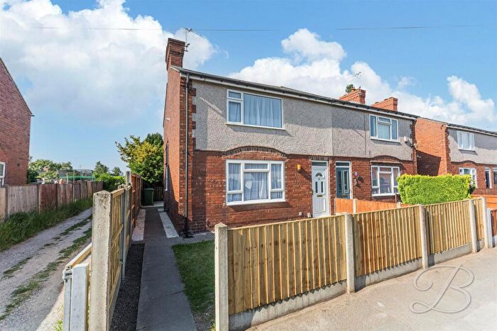 3 Bedroom Semi-Detached House For Sale In Tennyson Avenue, Mansfield Woodhouse, Mansfield, NG19