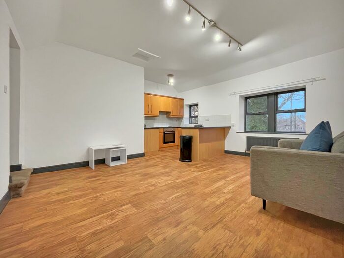 1 Bedroom Flat To Rent In The Green, Horsforth, Leeds LS18