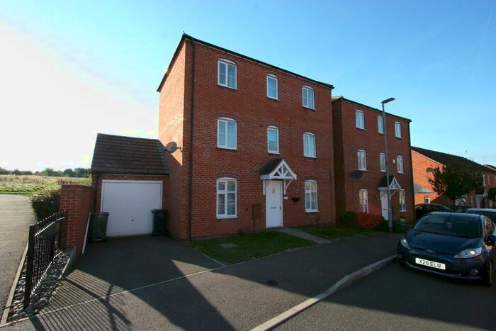 4 Bedroom Detached House To Rent In Darwin Crescent, Loughborough, LE11