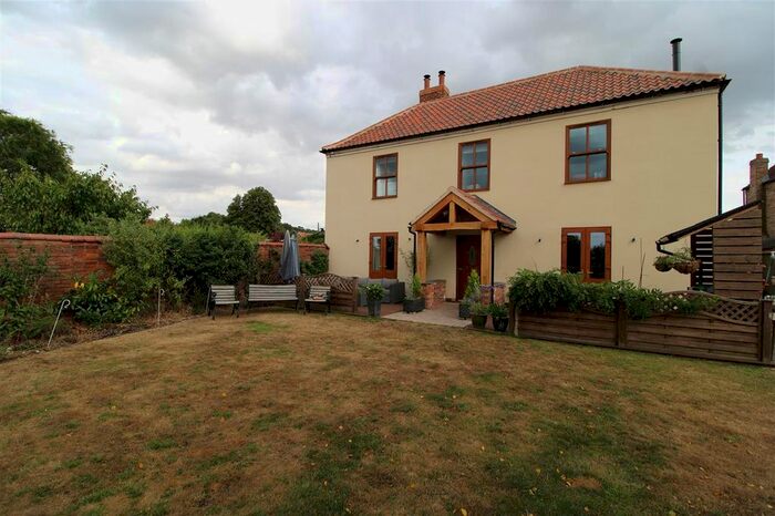 4 Bedroom Detached House For Sale In Wells Farmhouse, High Street, North Clifton, Newark, NG23
