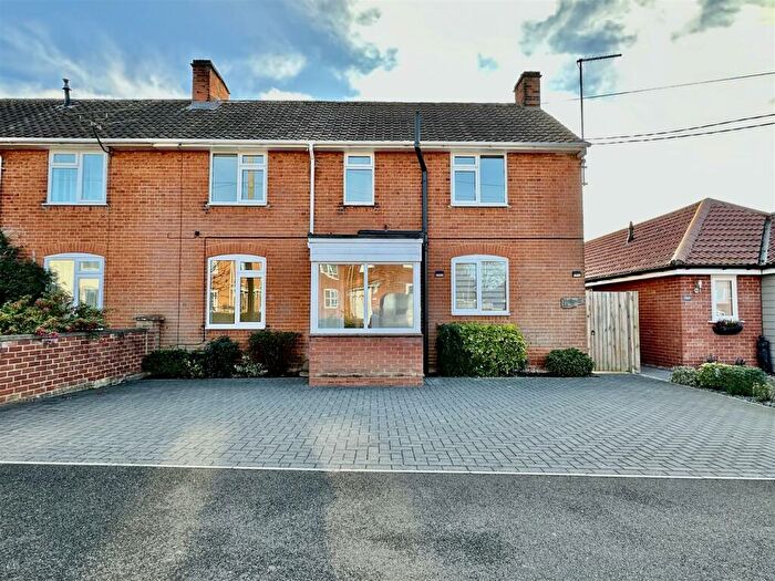 3 Bedroom Semi-Detached House To Rent In Aldham Road, Hadleigh, IP7