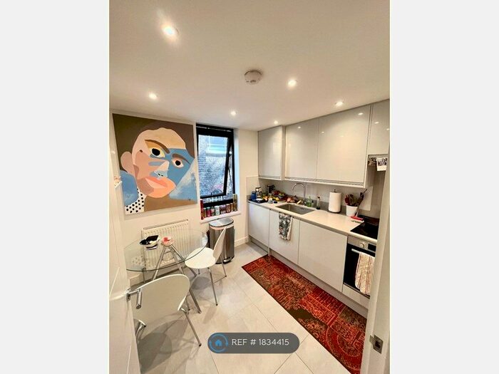 1 Bedroom Flat To Rent In Belsize Avenue, London, NW3