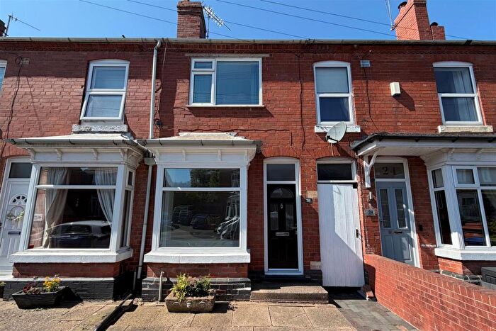 2 Bedroom Terraced House For Sale In Cobham Road, Halesowen, B63