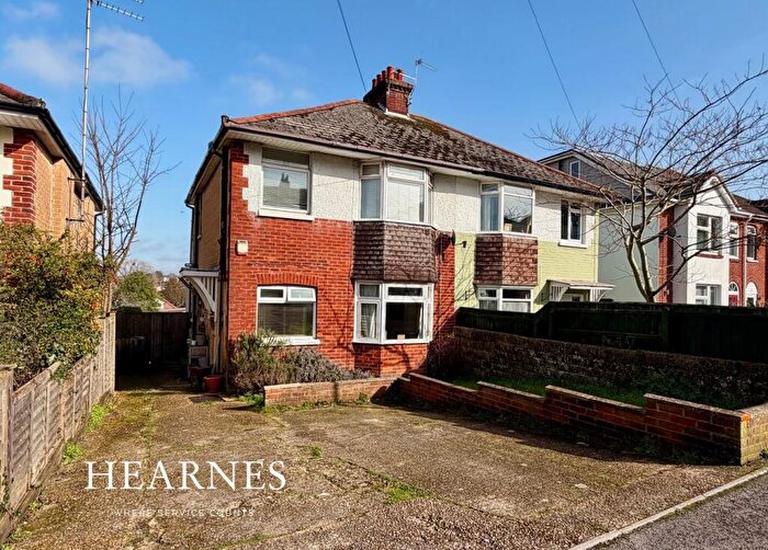 1 Bedroom Apartment For Sale In Gwynne Road, Poole, BH12