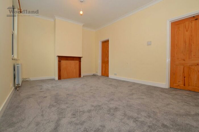 2 Bedroom Flat To Rent In The Metro Centre, St. Johns Road, Isleworth, TW7