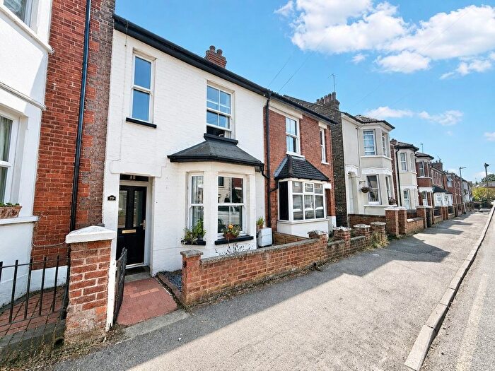 3 Bedroom Terraced House For Sale In Springfield Road, Linslade, LU7