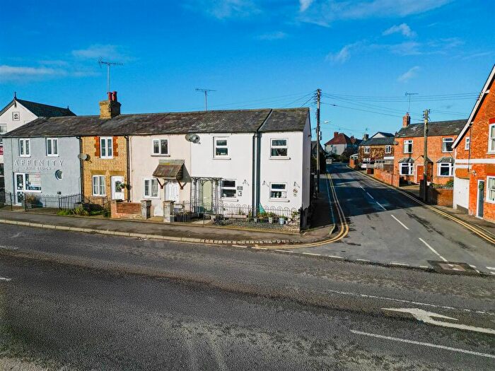 2 Bedroom End Of Terrace House For Sale In High Street, Waddesdon, Aylesbury, HP18
