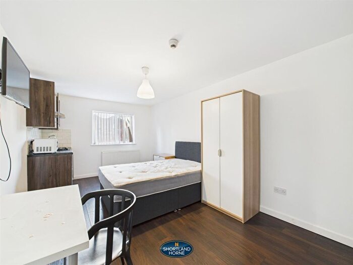 Studio To Rent In Coundon Road, Coundon, Coventry, CV1