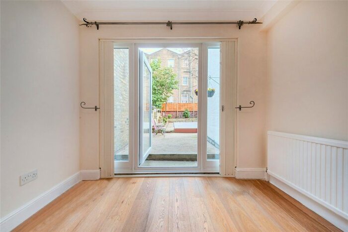 1 Bedroom Terraced House To Rent In Sutherland Avenue, Paddington, W9
